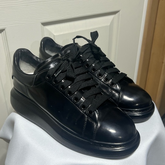 Alexander McQueen Larry Sneakers “Custom” Stealth Black Men’s Sz. 11 (44) - Picture 2 of 14